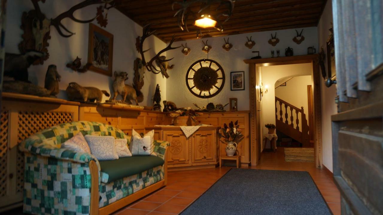 St. Hubertus Apartment Pettneu am Arlberg Bagian luar foto