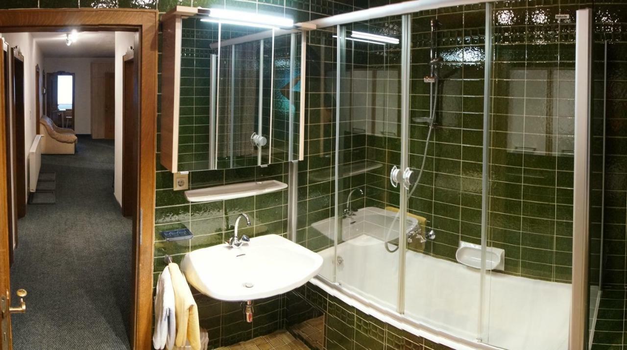 St. Hubertus Apartment Pettneu am Arlberg Bagian luar foto