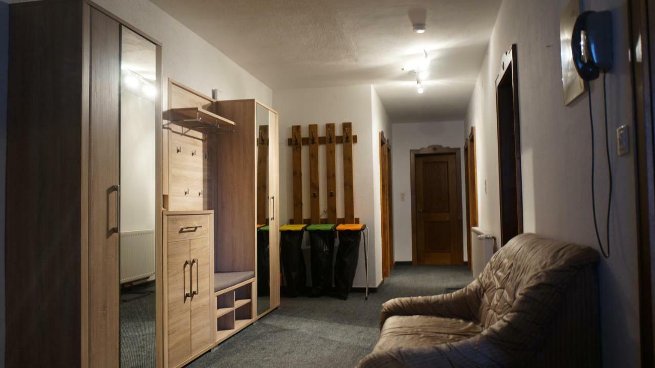 St. Hubertus Apartment Pettneu am Arlberg Bagian luar foto