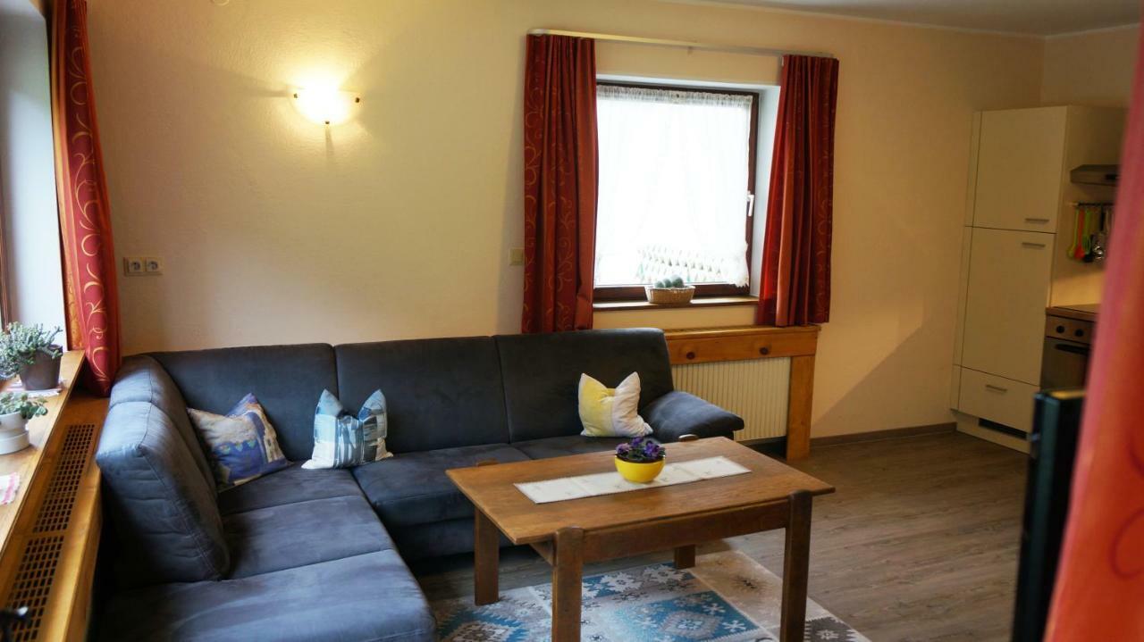 St. Hubertus Apartment Pettneu am Arlberg Bagian luar foto